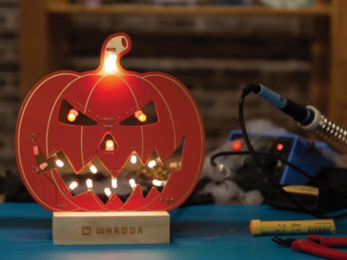 Halloween pumpkin XL - soldering kit @ electrokit (6 of 6)