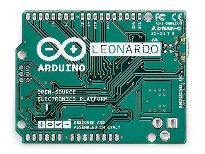 Arduino Leonardo (no headers) @ electrokit (3 av 4)
