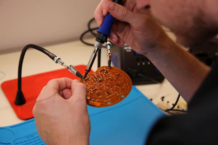 Haloween flashing pumpkin - soldering kit @ electrokit (2 of 2)