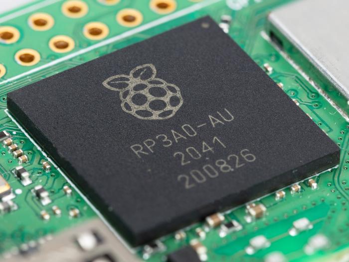 Raspberry Pi Zero 2 W - Starter kit @ electrokit (3 of 3)